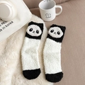 Calze in pile corallo a tema panda bianco e nero con decorazione 3D a testa di animale - Taglia unica / Calzini Bianchi Panda