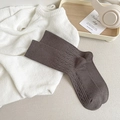 Thick knit cashmere crew socks in dark charcoal grey with cable stitch pattern - One Size / Dark Gray