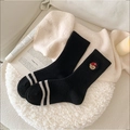 Calcetines de lana negros con rayas blancas y bordado de osito de dibujos animados - Negro