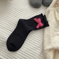 Black mid-calf cotton socks with a textured pink knitted bow detail in preppy style - One Size / Black