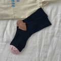 Calze da donna in maglia di cashmere nere con tallone marrone e punta rosa a contrasto - Taglia unica / Nero