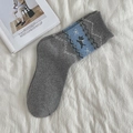 Calze in lana grigia Fair Isle con motivi blu e graziose sagome per l'inverno freddo - Taglia unica / Motivo Cane e Fiocco di Neve / Grigio