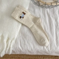 Calze beige con ricamo a forma di cucciolo e trama di filato puntinato morbido - Taglia unica / Bassotto