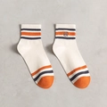 Cremeweiße Socken mit orange-blauen Streifen und besticktem Logo-Detail - Einheitsgröße / Weiß Orange