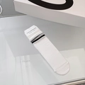 Weiße Socken aus gekämmter Baumwolle mit grau-schwarzen Streifen am Rippbündchen - Einheitsgröße / Weiß