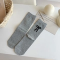 Grey combed cotton crew socks with elegant black embroidered bow detail on the side - One Size / Gray