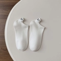 Fantasmini bianchi in cotone con ricamo panda sul tallone, stile minimalista e grazioso - Taglia unica / Bianco