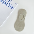 Beige thin mesh invisible boat socks with low cut design for women in plain knit - One Size / Green