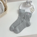Calze grigie a metà polpaccio in maglia con ricamo fiocco rosa e trama a coste - Taglia unica / Grigio