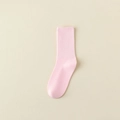 Rosa Baumwoll-Socken mit weicher vertikaler Rippenstruktur und elastischem breitem Bund - Hellrosa