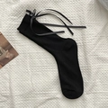 Schwarze gerippte Baumwollsocken mit großer Satinschleife im klassischen Schulmädchenstil - Schwarz
