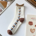 Calze in cotone beige con motivo a cuore e bordi ondulati per uno stile estivo - Taglia unica / Cuore Con Volant - Bianco sporco