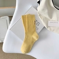Ginger yellow ribbed cotton crew socks with minimalist black letter embroidery - Yellow