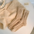 Beige cable knit thermal crew socks set with cozy winter wool texture - One Size / Brown