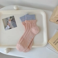 Calze da donna patchwork rosa e blu con polsini a costine e trama a righe verticali - Rosa con Blu (Bordo ondulato)
