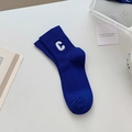 Königsblaue gerippte Wadenstrümpfe aus Baumwolle mit weißer C-Stickerei und Strickstruktur - Einheitsgröße / Dunkelblau