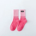 Calze da donna sfumate rosa con trama a costine ed etichetta nera SUSUFISH - Taglia unica / Rosa 1 Paio