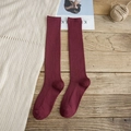 Chaussettes montantes bordeaux en maille côtelée pour femme, style automne-hiver - Bordeaux