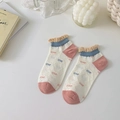 Calcetines cortos de mujer con patrón de cuadros, bordes de volantes y bordado LOVE - Talla única / Blanco LOVE Corazón (S2281)