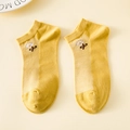 Chaussettes basses en coton jaune pour femmes avec broderie de marguerite délicate - Style Broderie Marguerite Jaune (W317)