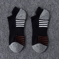 Calze basse da uomo in rete traspirante, colore nero e grigio con strisce bianche - Nero con righe bianche