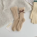 Calcetines de invierno de cachemira de visón beige con lazo marrón y punto trenzado - Talla única / café