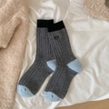 Calcetines de lana gris con talón azul de contraste y puños acanalados en negro - Talla única / gris oscuro