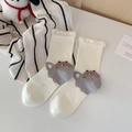 Cute white crew socks with ruffle edge and brown cartoon bear pattern for women - One Size / Cartoon Bear Pattern / White