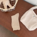 Oatmeal ribbed knit mid-tube cashmere socks with casual aesthetic and brand label - One Size / Oatmeal