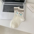 White cotton crew socks with brown and blue stripes and embroidery in Japanese style - FULLY ENJOY M (Blue-Brown Font) / White/Blue-Brown Stripe