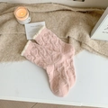 Calcetines de dormir rosas en lana de camello con corazones y borde de felpa - Talla única / Rosa Texturizado (Jacquard de Corazón)