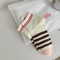 Calze corte in cotone pettinato a righe bianco sporco e marrone con punta rosa - Rosa Carne