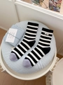 Chaussettes en coton peigné à rayures noir et blanc avec pointe de couleur lavande - Taille unique / Noir