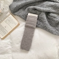 Dicke Strick-Beinstulpen aus Kunstwolle in Taupe mit Rippenmuster für den Winter - Hellgrau (Wellenkante)