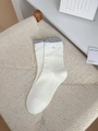 Calze di cotone bianco latte con bordo grigio ed elegante perla decorativa - Bianco