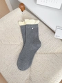 Calze grigie in cotone con bordo a balze gialle e decorazione con perla elegante - grigio scuro