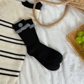 Calze nere chic con bordo in pelliccia sintetica grigia e bottone per donna - Taglia unica / Nero