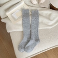 Hellgraue gestrickte Wollmischung Wadenstrümpfe mit warmer dicker Rippenstruktur - Einheitsgröße / Grau