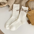Weiße Damen-Socken mit gerippter Textur und dekorativer Schleife im Leopardenmuster - Einheitsgröße / Weiß