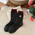Chaussettes en laine mélangée gris foncé avec broderie Père Noël et détails rouges - Taille unique / Gris clair