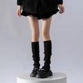 Calentadores negros de punto con mocasines y minifalda para un look de moda actual - Talla única / Negro