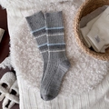 Calze di lana a righe grigie in stile vintage giapponese per il comfort invernale - Taglia unica / Grigio chiaro