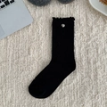 Calcetines negros estilo vintage francés con borde de volantes y botón metálico plateado - Talla única / Negro