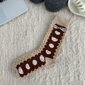 Chaussettes mi-mollet kaki avec motifs ondulés bruns, ours mignon et broderie cœur - Taille unique / Ours sur Fond Café