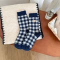 Plaid mid-calf socks with brown bear embroidery and frilled edges in dark blue and beige - One Size / Navy Blue