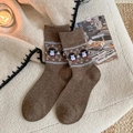 Gemütliche braune Wintersocken mit Pinguin- und Schneeflockenmuster aus Wollmischung - Einheitsgröße / Pinguin Jacquard / Kaffeebraun