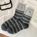 Calze spesse a righe grigie da donna con etichetta tessuta e trama in maglia calda - Taglia unica / grigio scuro