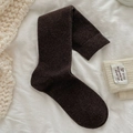 Thick dark brown knitted calf socks with ribbed cuffs for autumn and winter warmth - One Size / Coffee