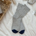Mid-calf cotton blend socks in grey and navy blue colorblock design with ribbed cuffs - One Size / Light Grey (Dark Blue Toe)