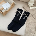Schwarze Socken mit grauer Schleife, Herz-Stickerei und weißem Schriftzug für Damen - Einheitsgröße / Schwarz